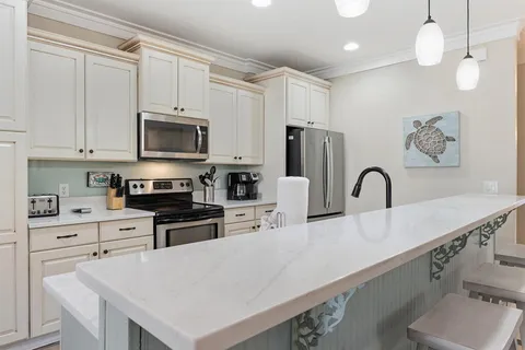 $775,000 | 226 Tahitian Way, Destin, FL 32541