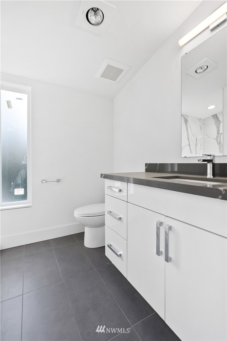 3614 South Findlay Street, Unit C Seattle, WA 98118 - Photo 11 of 16