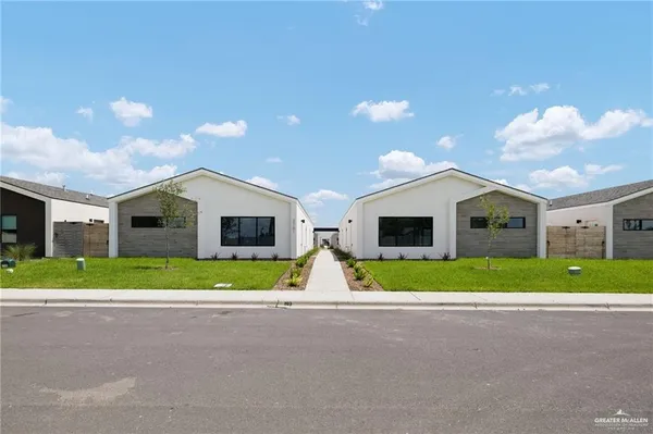 $1,100 | 2701 Woodpecker Road, Unit 2, Weslaco, TX 78596