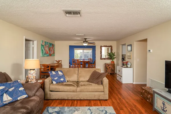 $317,500 | 200 Laguna Court, St. Augustine, FL 32086