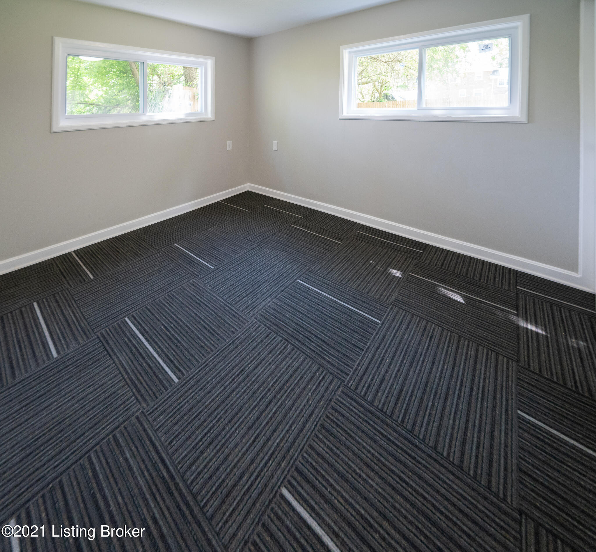 8904 Terry Road Louisville, KY 40258 - Photo 24 of 38 DSC00555