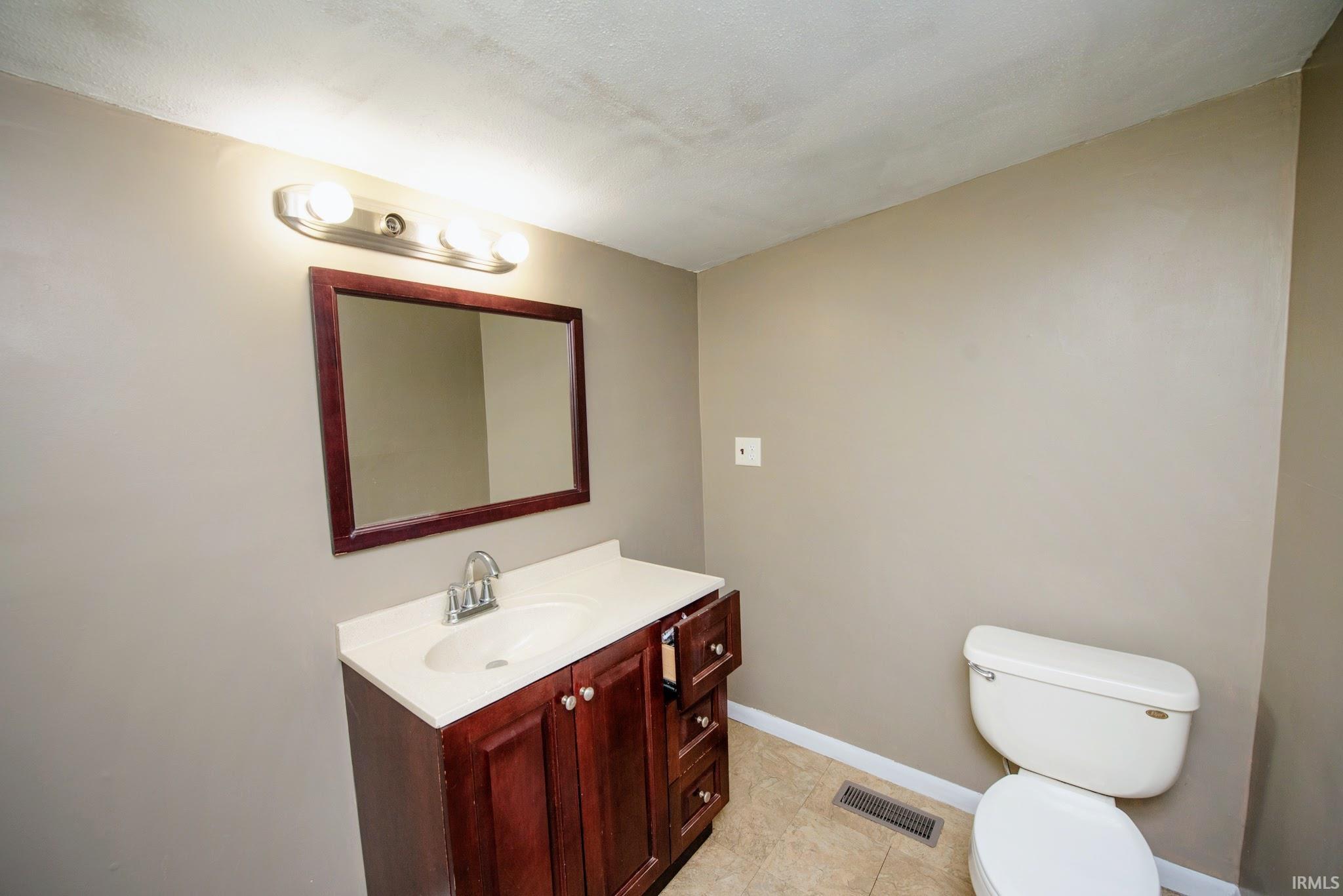 7930 West 550 South Delphi, IN 46923 - Photo 11 of 28