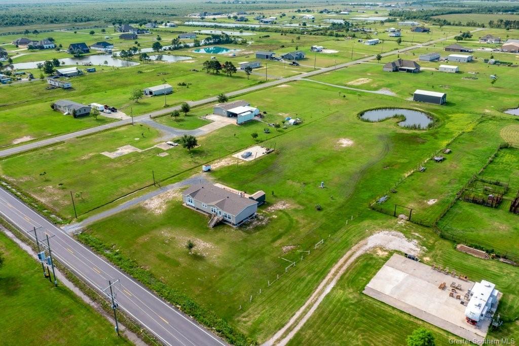 445 Parish Line Road Lake Charles, LA 70607 - Photo 5 of 30