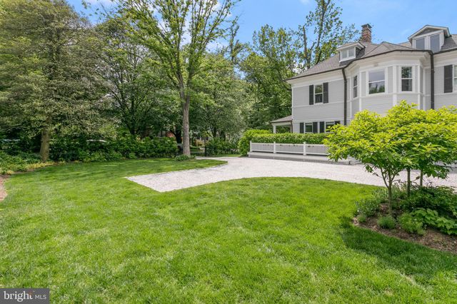 $4,400,000 | 9 West Irving Street, Chevy Chase, MD 20815