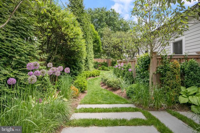 $4,400,000 | 9 West Irving Street, Chevy Chase, MD 20815