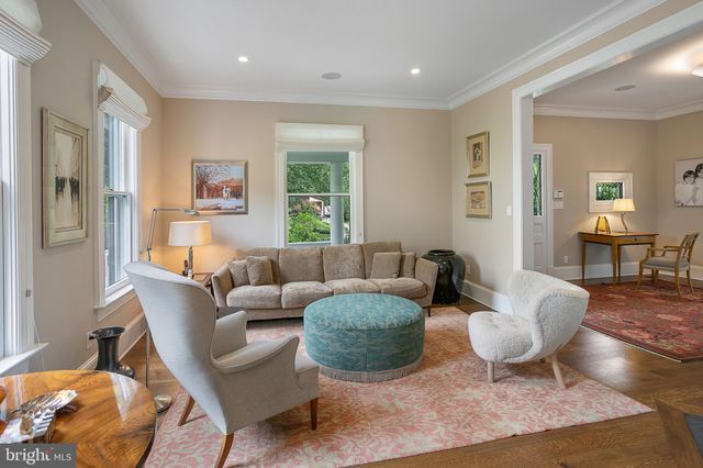 $4,400,000 | 9 West Irving Street, Chevy Chase, MD 20815