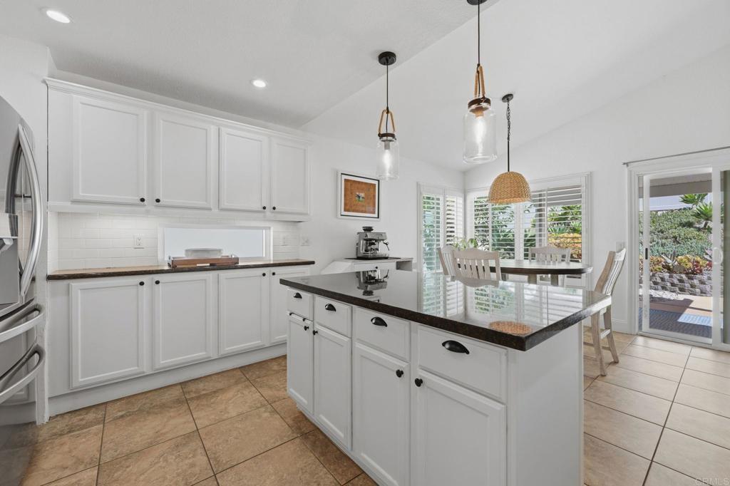 1701 Crystal Ridge Way Vista, CA 92081 - Photo 18 of 37