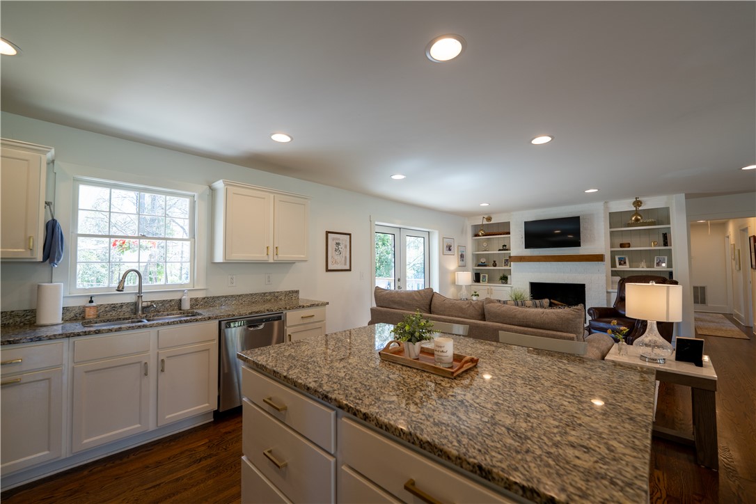 102 Robin Street Clemson, SC 29631 - Photo 13 of 43