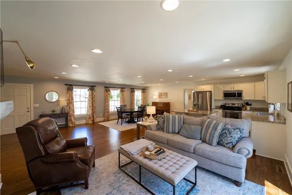 $525,000 | 102 Robin Street, Clemson, SC 29631