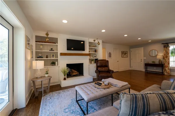 $525,000 | 102 Robin Street, Clemson, SC 29631