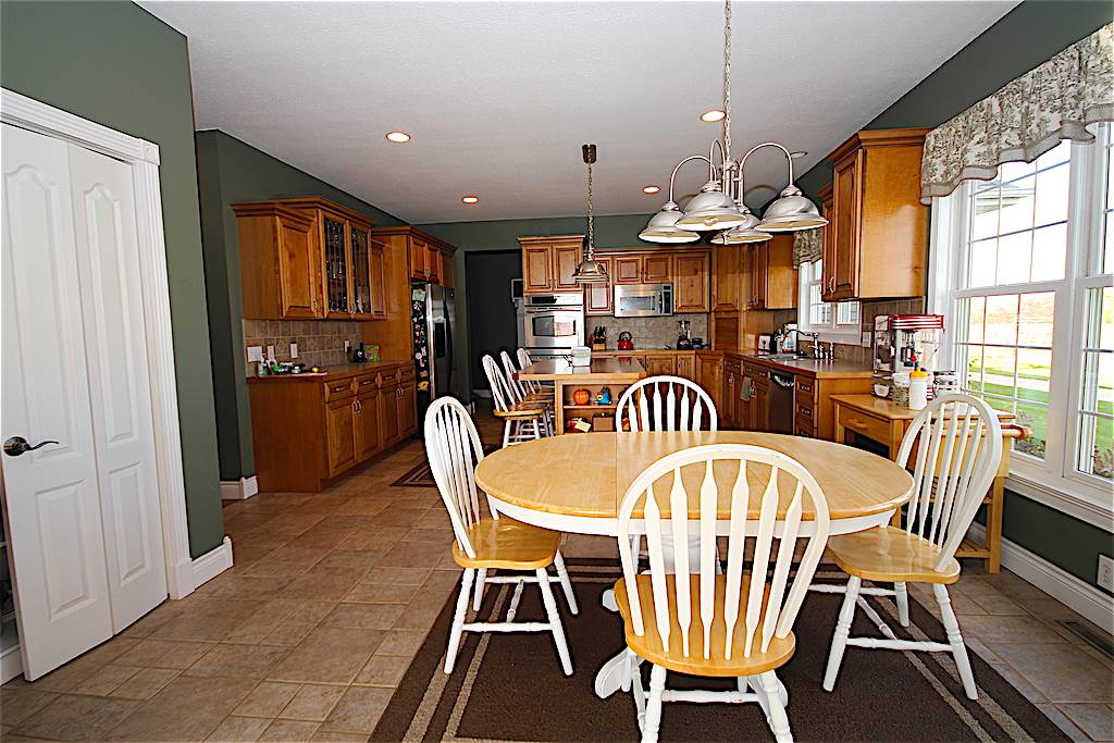 8290 East Millbrook Road Shepherd, MI 48883 - Photo 7 of 37 1824736-6.JPG
