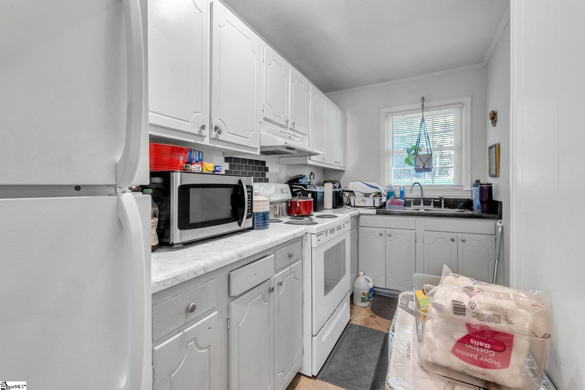 203 Guthrie Road Belton, SC 29627 - Photo 10 of 45 Gallery Image 10