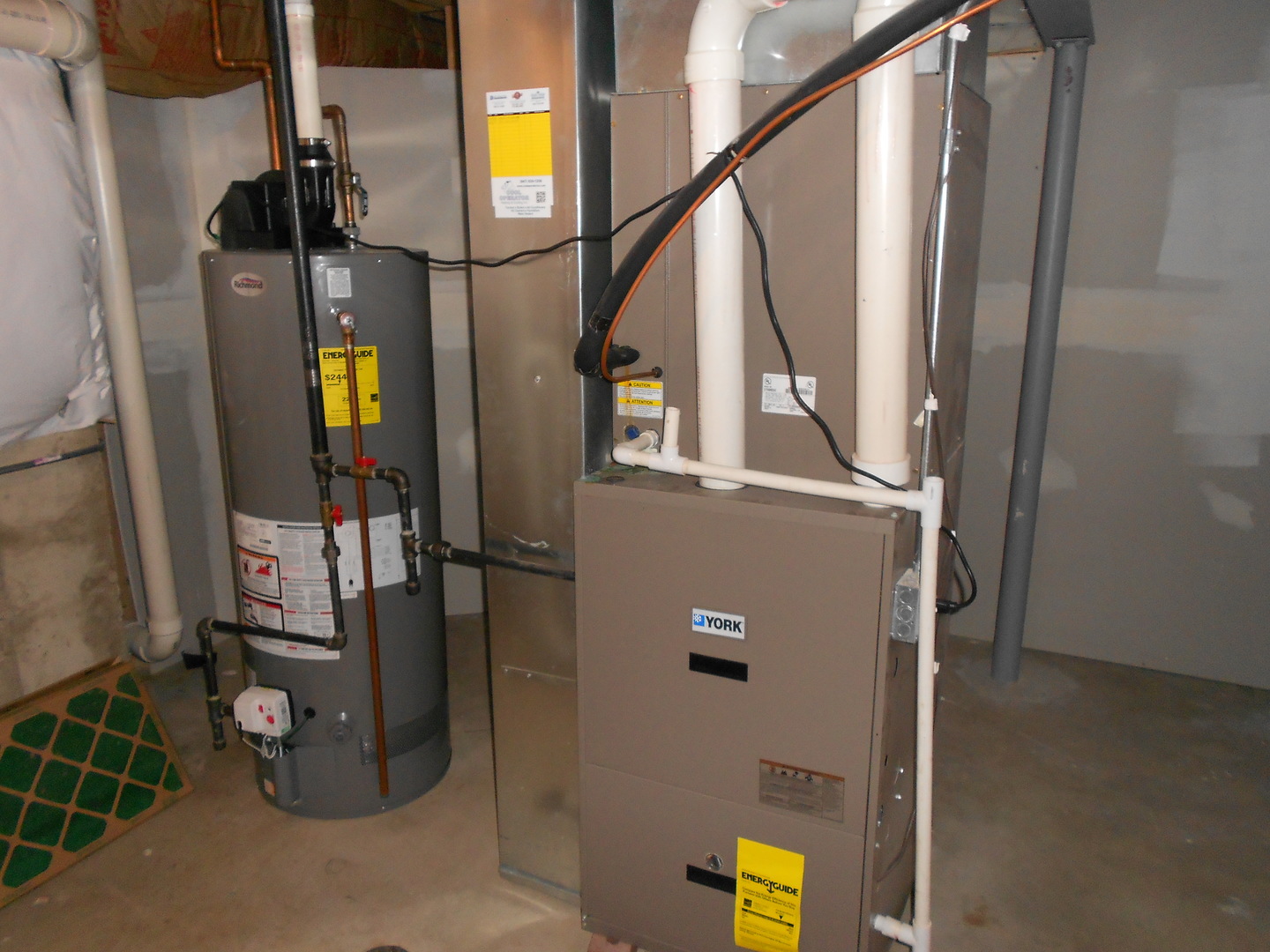 1721 Pin Oak Lane Elgin, IL 60120 - Photo 36 of 39 a view of an entryway