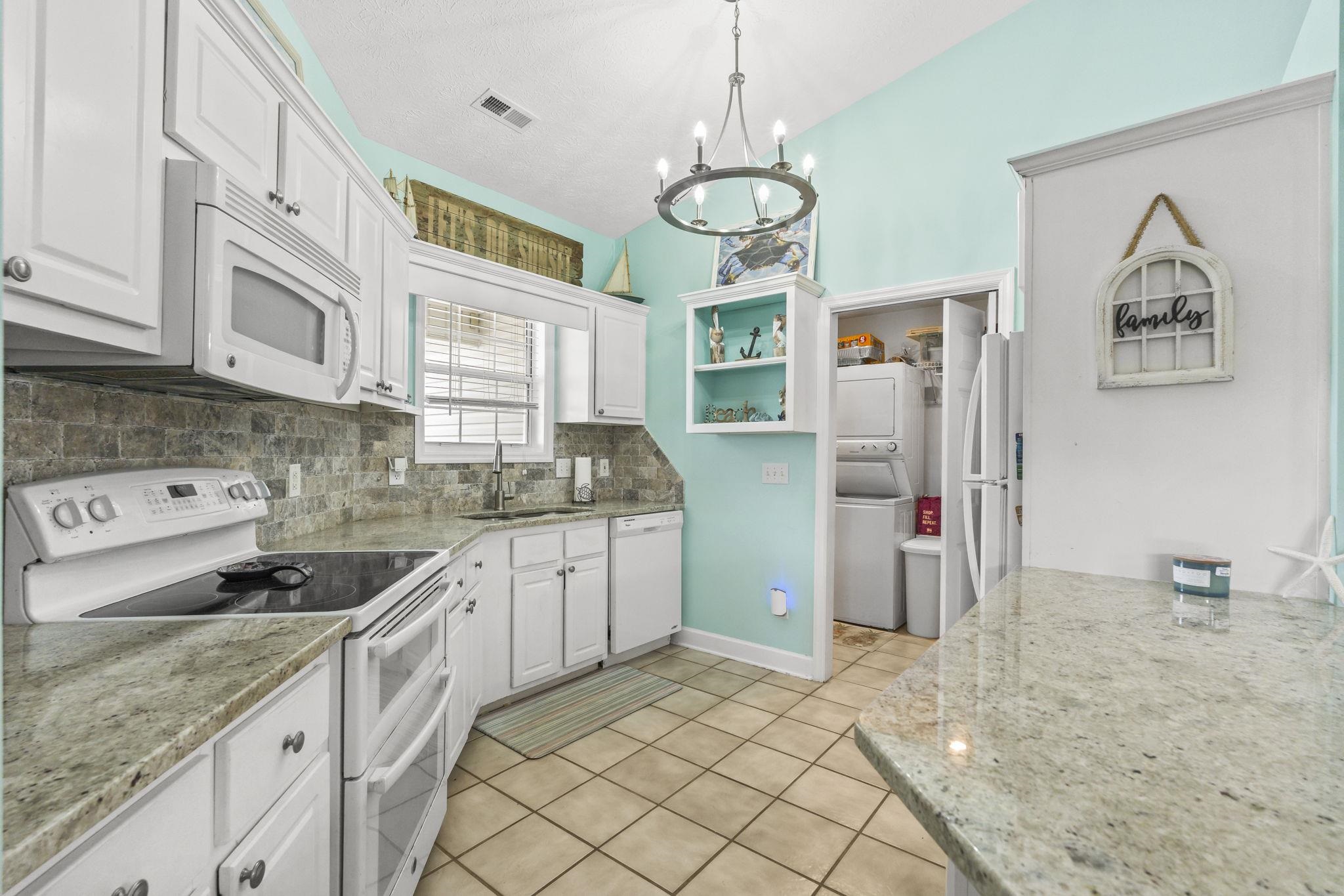 914 Wind Sail Court Murrells Inlet, SC 29576 - Photo 7 of 41