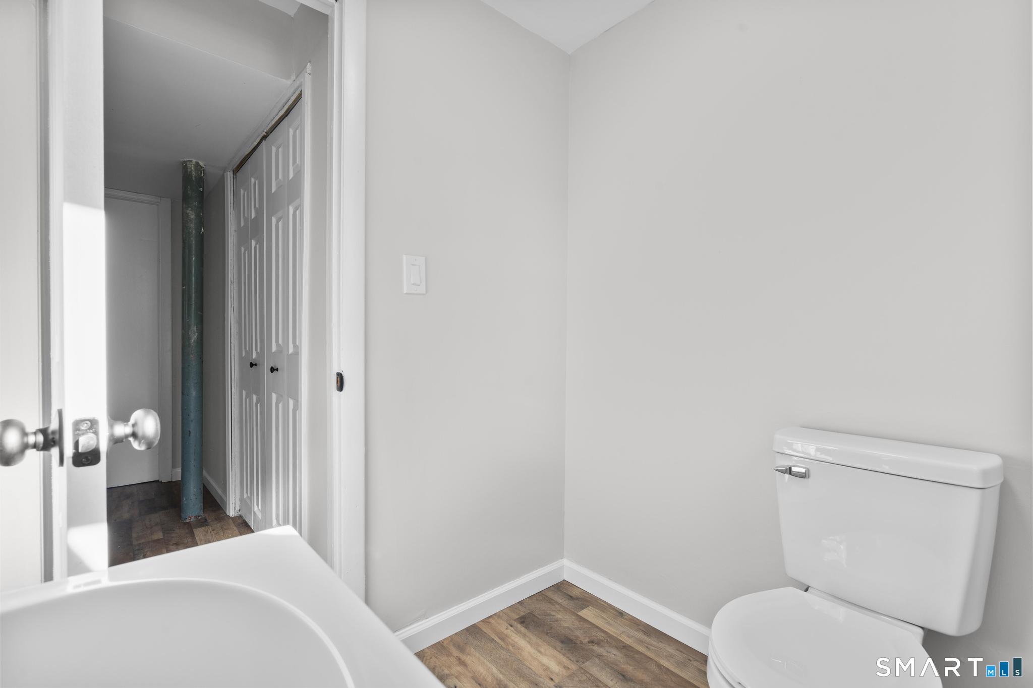 47 Williamson Road Hamden, CT 06517 - Photo 27 of 35