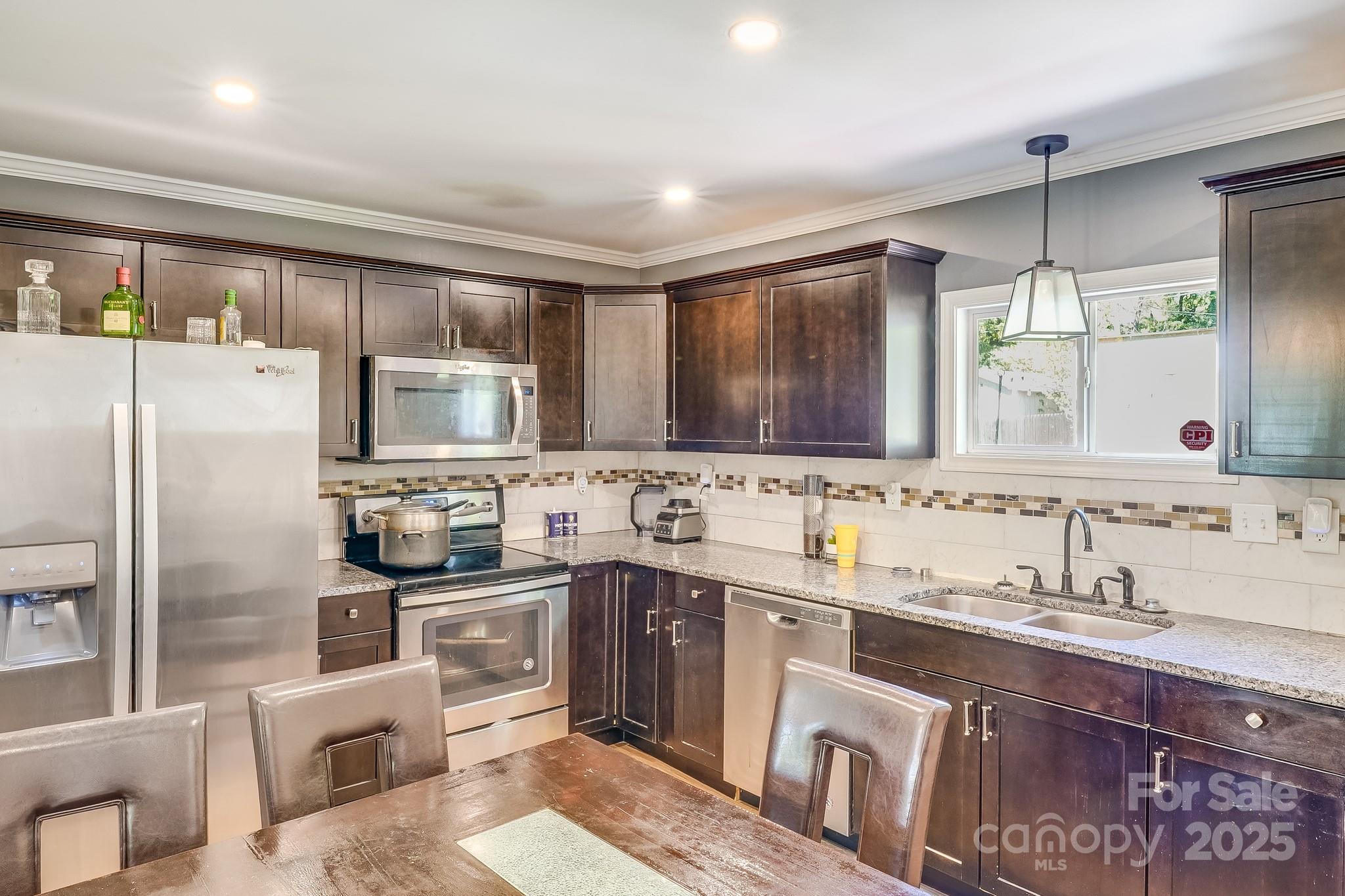 2614 Thornton Road Charlotte, NC 28208 - Photo 13 of 28 Gallery Image 13