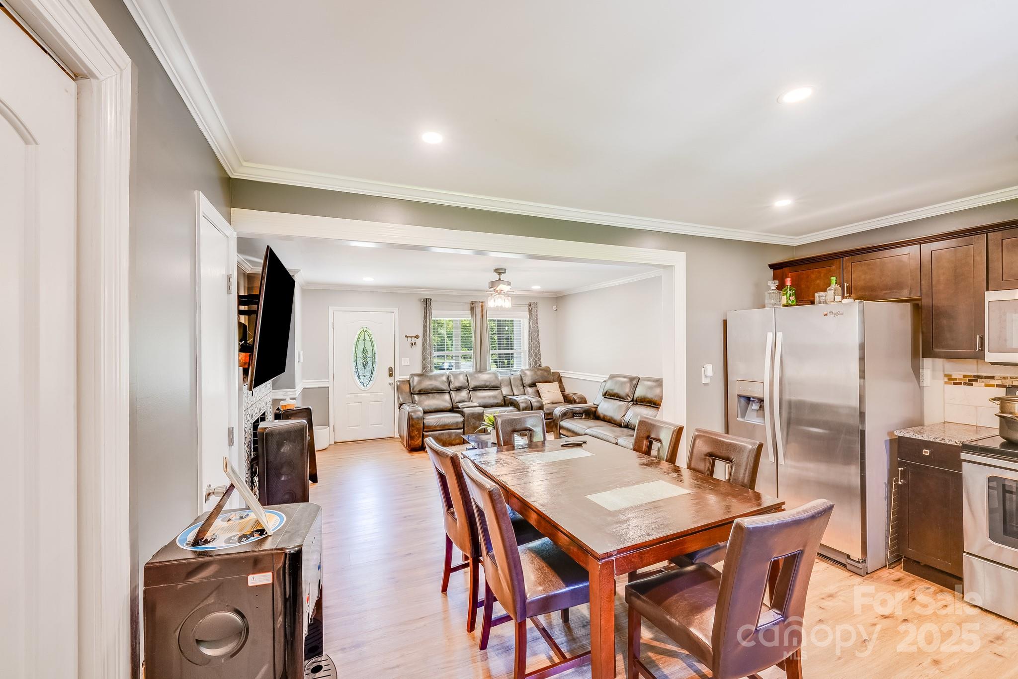 2614 Thornton Road Charlotte, NC 28208 - Photo 15 of 28 Gallery Image 15