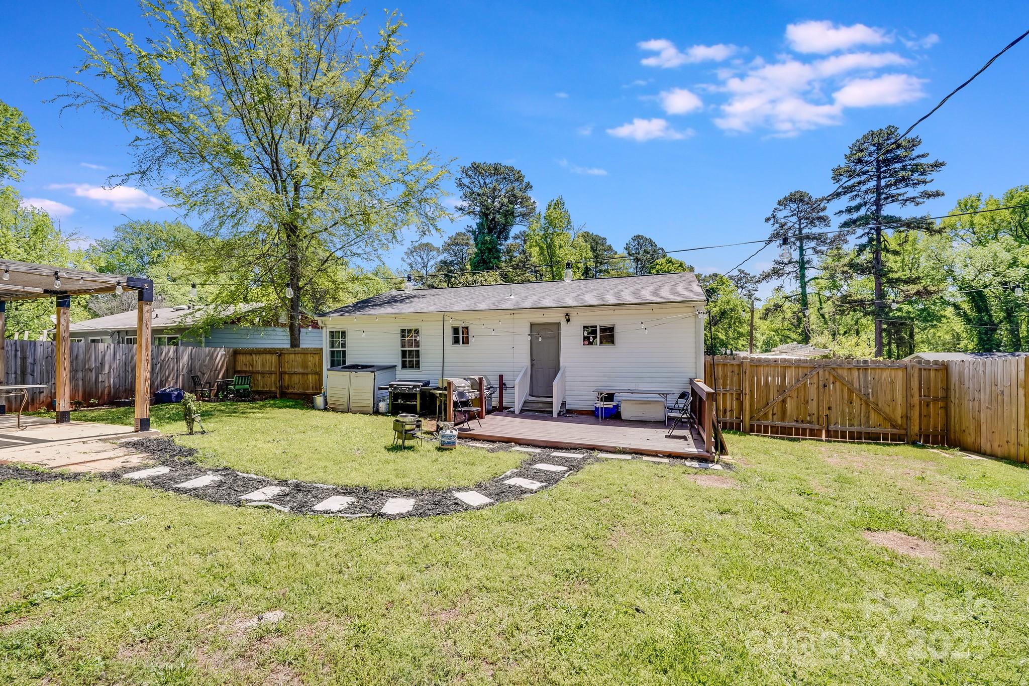 2614 Thornton Road Charlotte, NC 28208 - Photo 28 of 28 Gallery Image 28