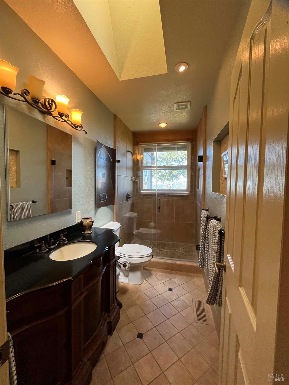 5286 Joaquin Drive Santa Rosa, CA 95409 - Photo 13 of 24