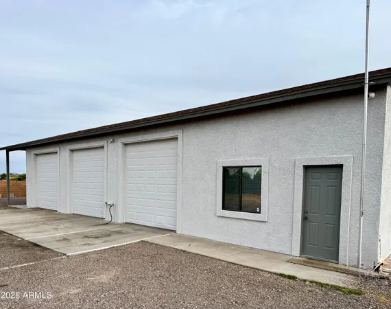 $1,999,999 | 16555 West Lower Buckeye Road, Goodyear, AZ 85338