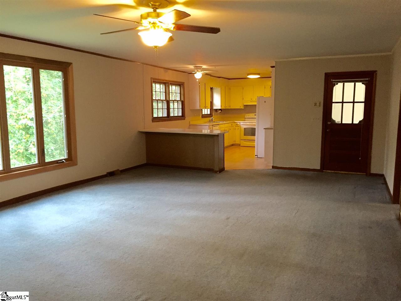 108 Bransfield Road Greenville, SC 29615 - Photo 3 of 11 Gallery Image 3