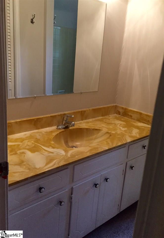108 Bransfield Road Greenville, SC 29615 - Photo 6 of 11 Gallery Image 6
