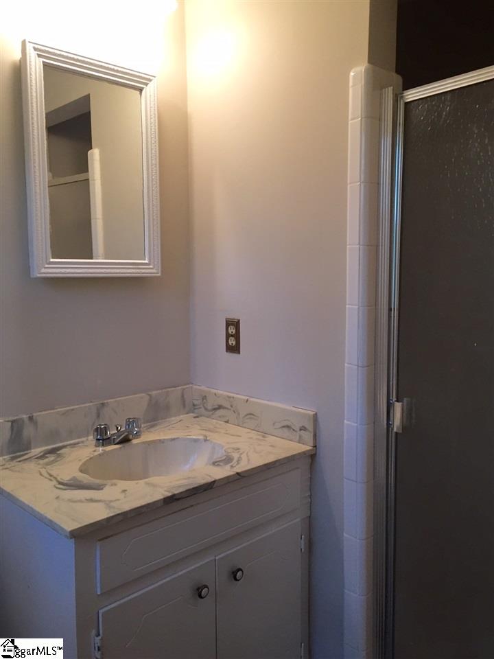 108 Bransfield Road Greenville, SC 29615 - Photo 8 of 11 Gallery Image 8