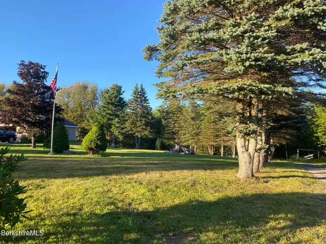 $547,700 | 554 Main Street, Becket, MA 01223