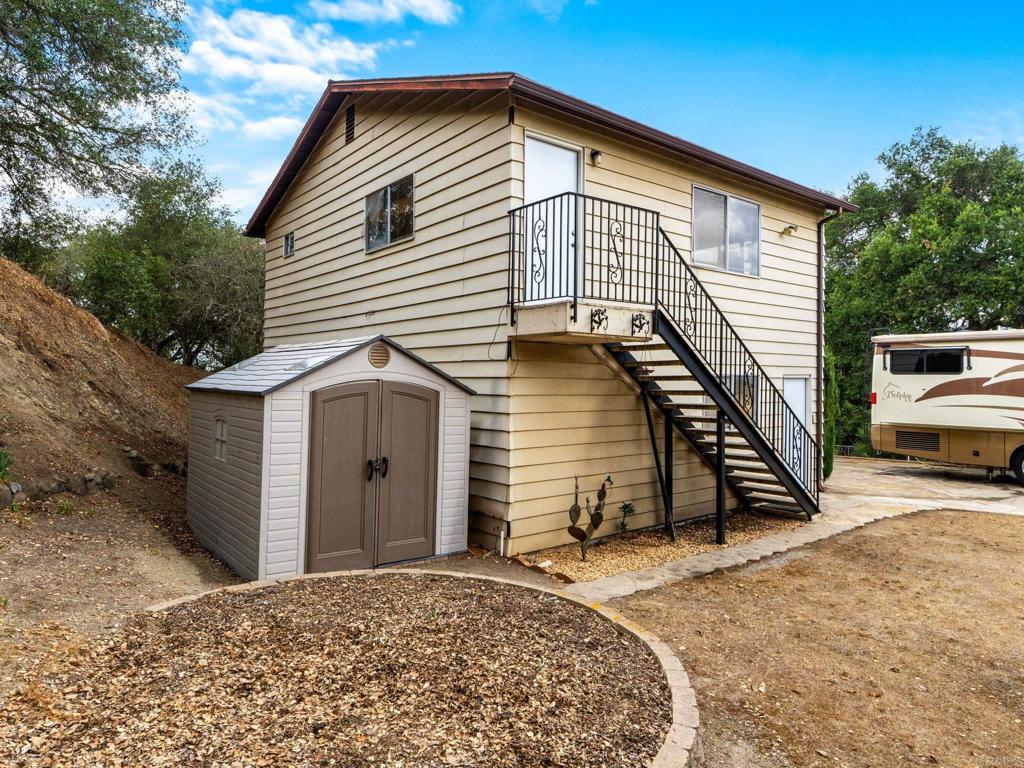 14765 Woods Valley Road Valley Center, CA 92082 - Photo 32 of 52 Garage