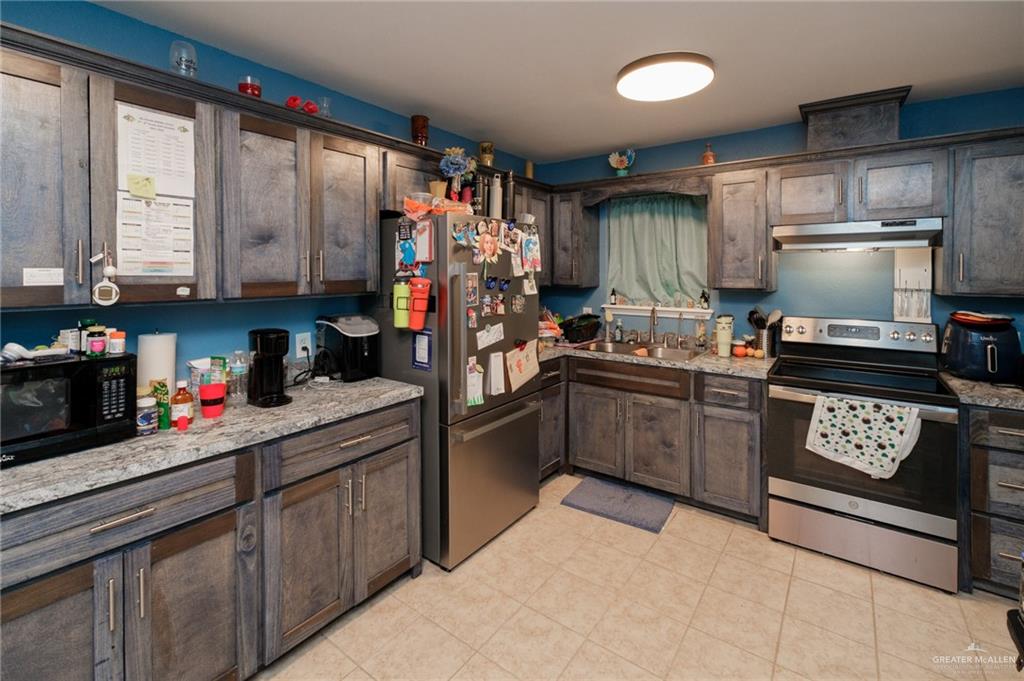 24832 Nelson Road San Benito, TX 78586 - Photo 10 of 26