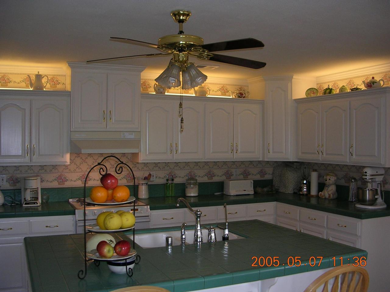 4920 Bidwell Road Redding, CA 96001 - Photo 3 of 10 kitchen