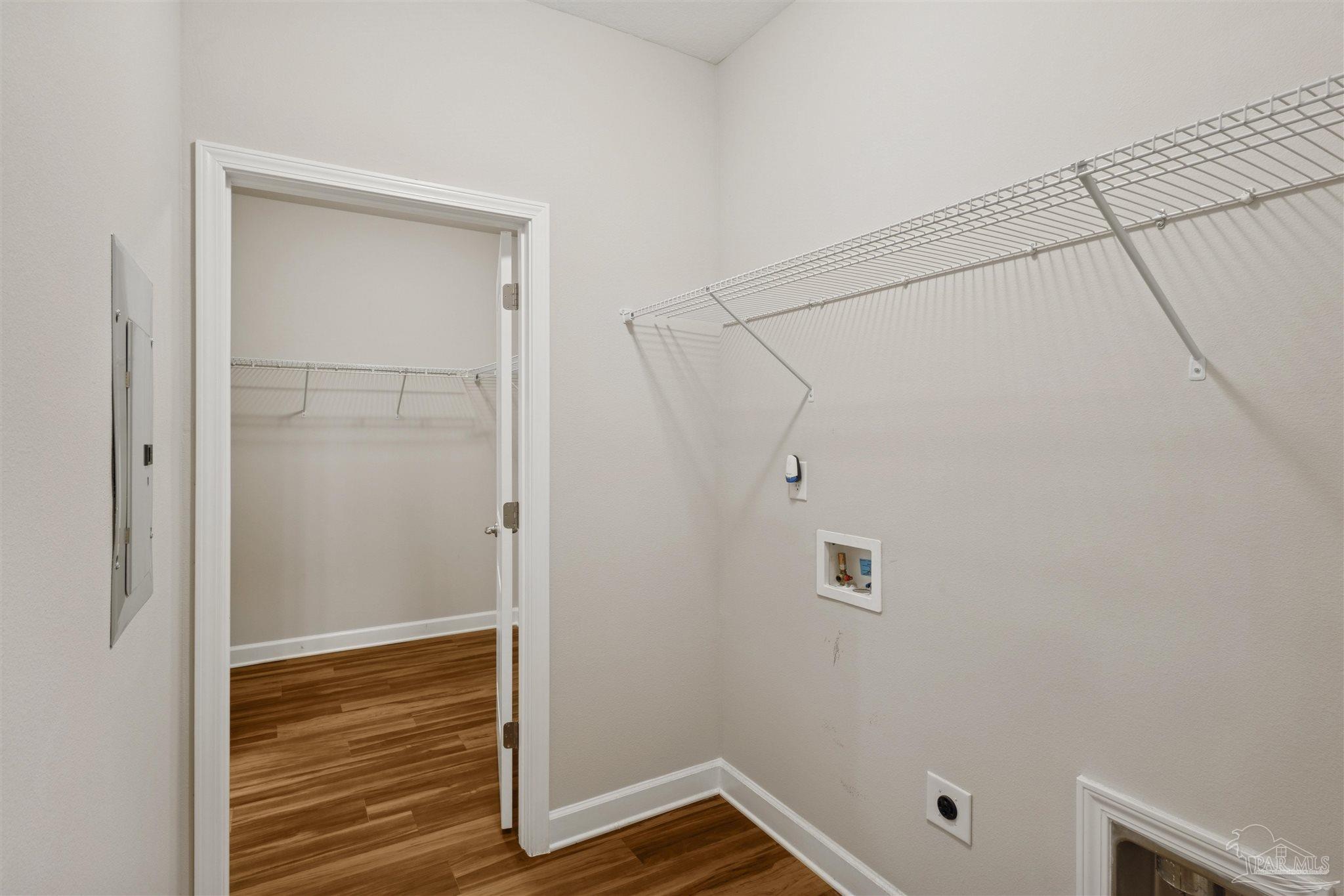 9855 Shangri La West Road Milton, FL 32583 - Photo 20 of 32 a view of small space