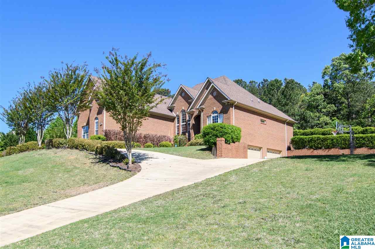 333 Emerald Lane Chelsea, AL 35043 - Photo 2 of 50