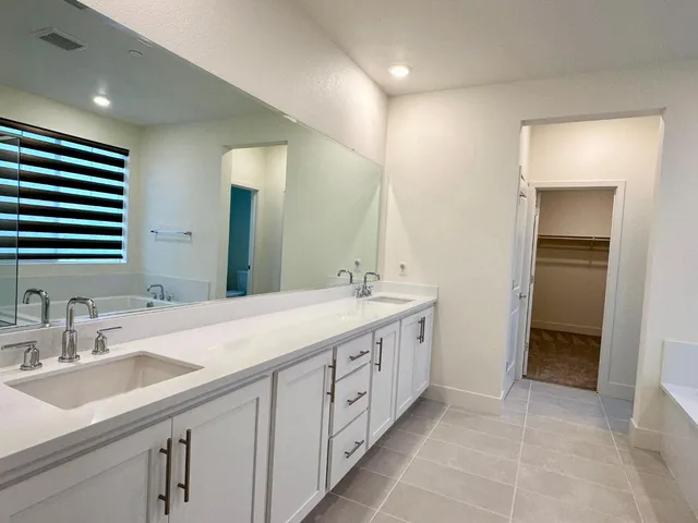 $3,400 | 3690 Barton Street, Tracy, CA 95377