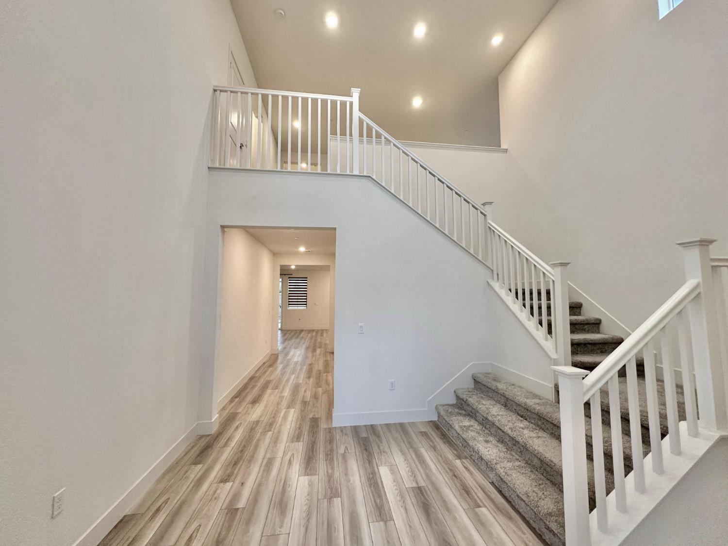 3690 Barton Street Tracy, CA 95377 - Photo 2 of 24