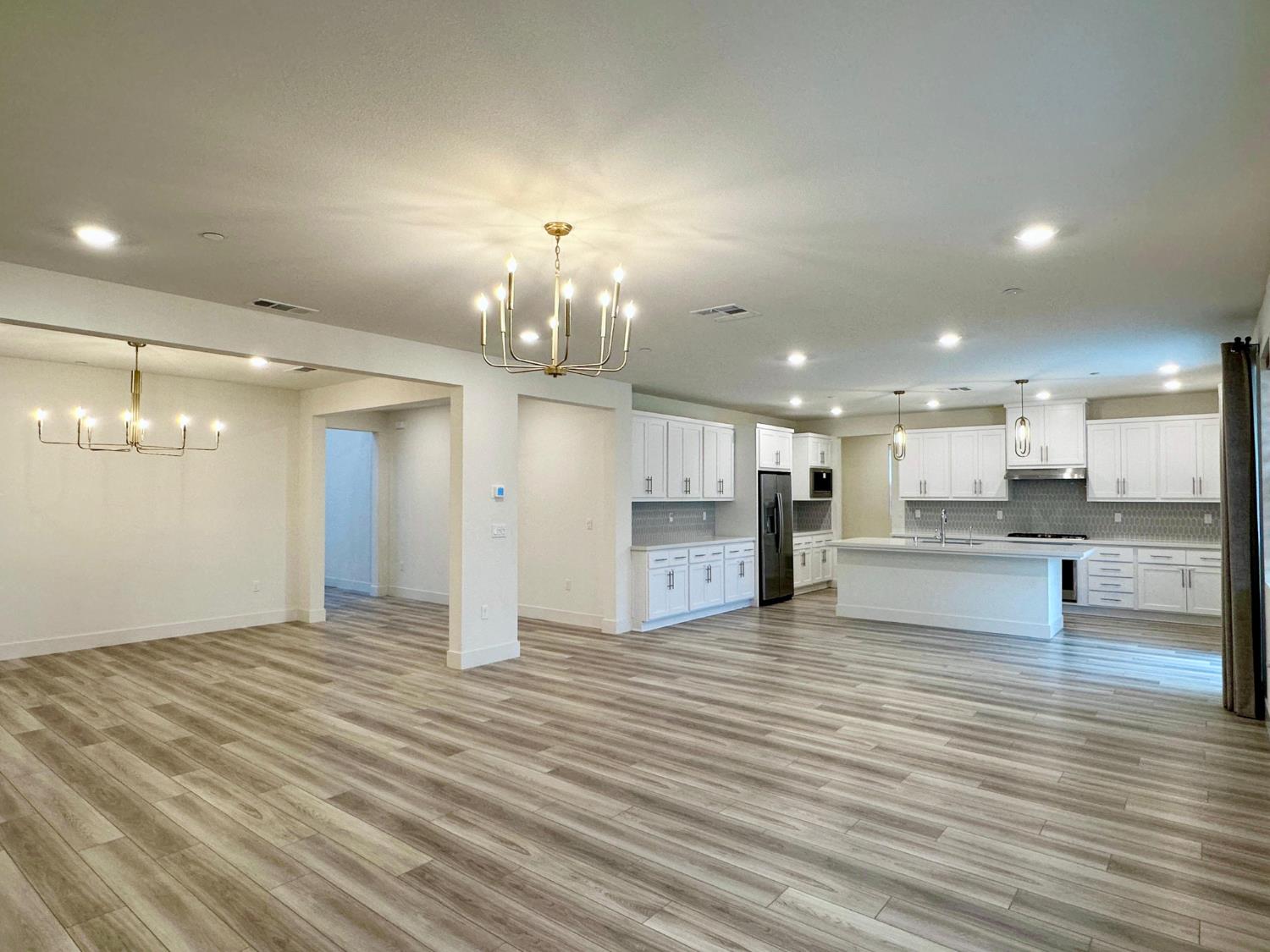 3690 Barton Street Tracy, CA 95377 - Photo 4 of 24