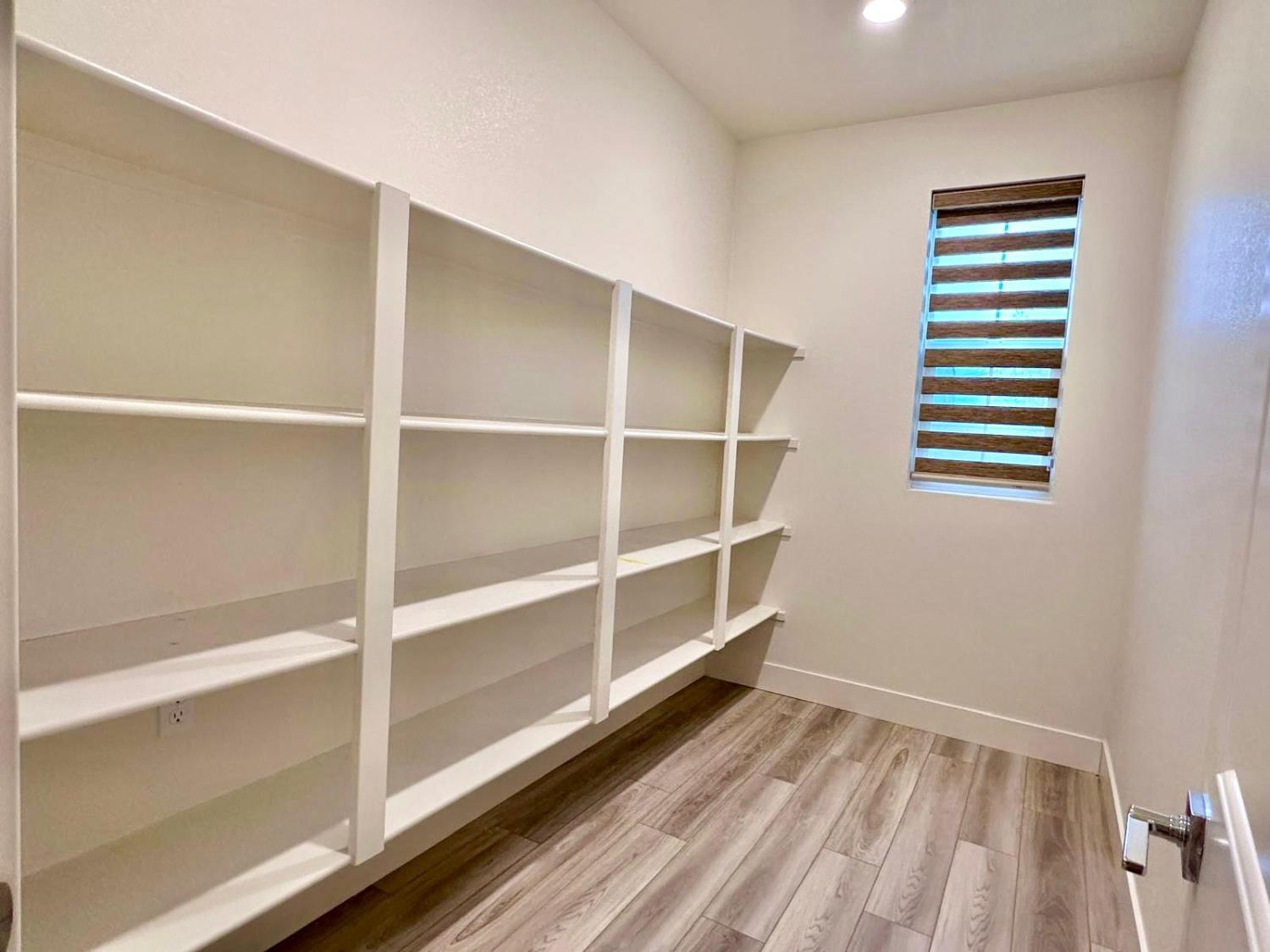 3690 Barton Street Tracy, CA 95377 - Photo 7 of 24