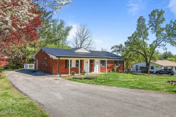 $279,000 | 146 Circleview Drive, Johnson City, TN 37615