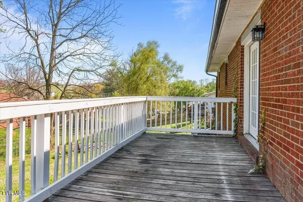 $279,000 | 146 Circleview Drive, Johnson City, TN 37615