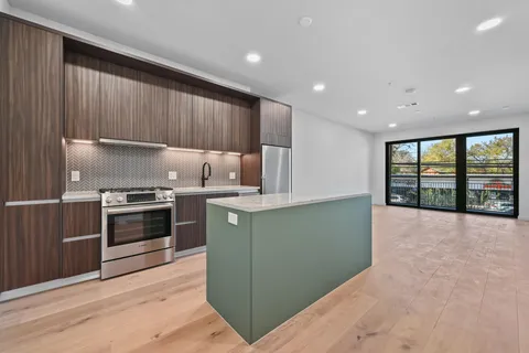 $449,000 | 2209 South 1st Street, Unit 218, Austin, TX 78704
