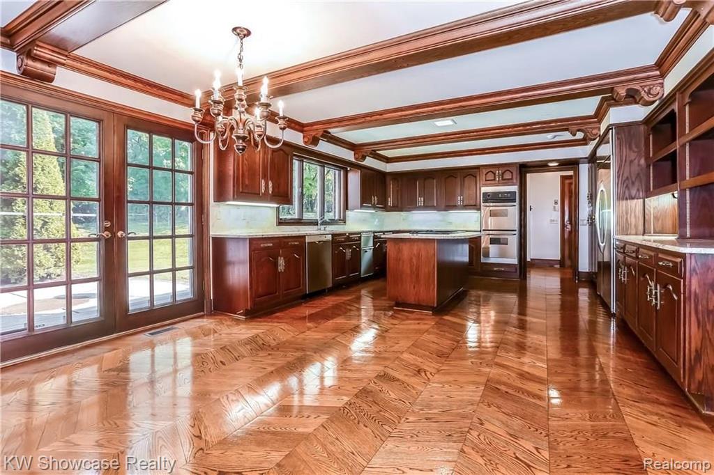 1900 East Valley Road Bloomfield Hills, MI 48304 - Photo 54 of 68