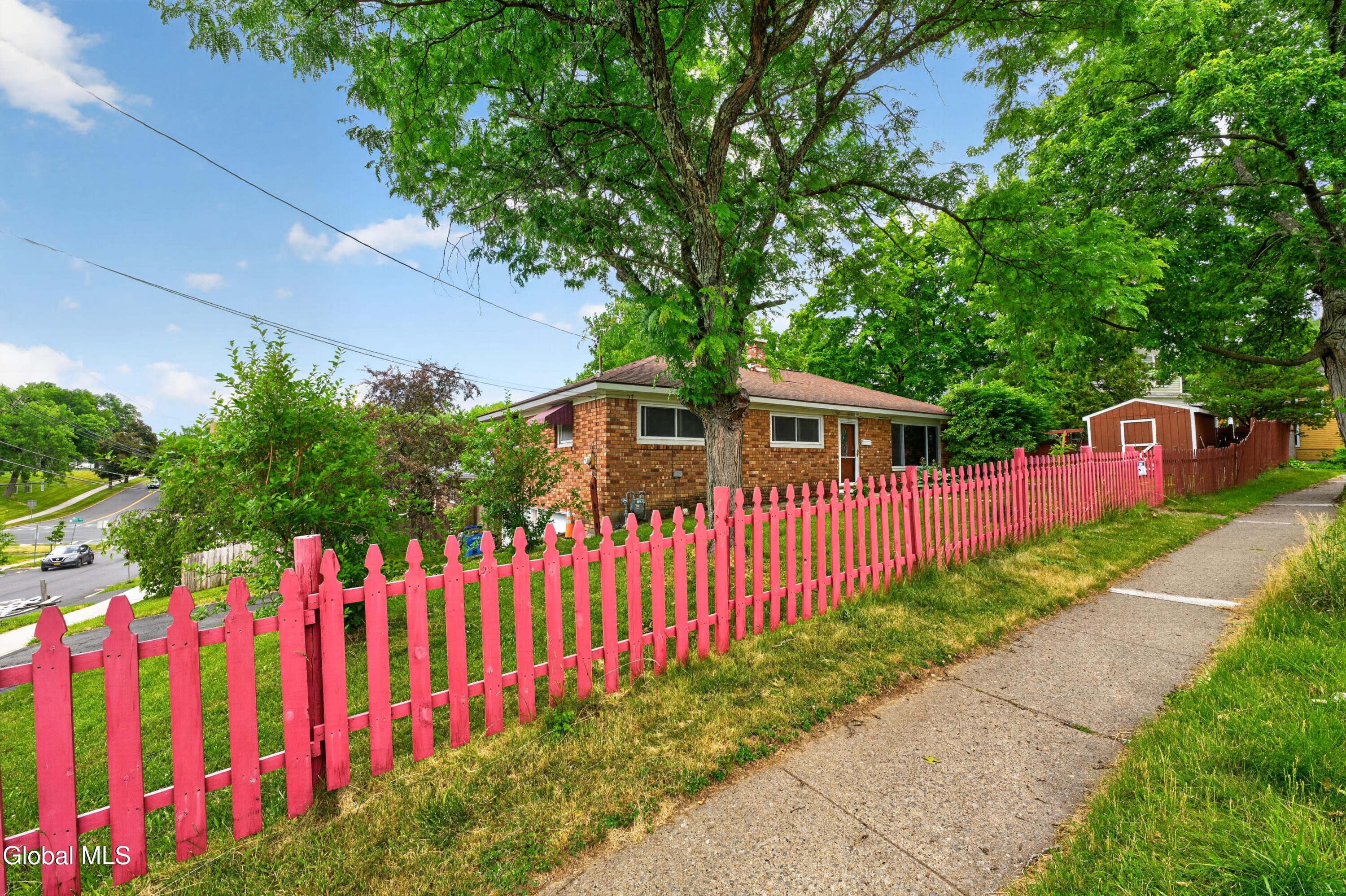 37 Marwill Street Albany, NY 12209 - Photo 27 of 33 Yard 1