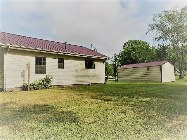756 Sheppard Road Oneida, TN 37841 - Photo 3 of 10 IMG_5906