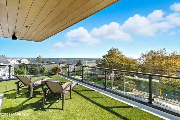 $1,950,000 | 25 Portland Road, Highlands, NJ 07732