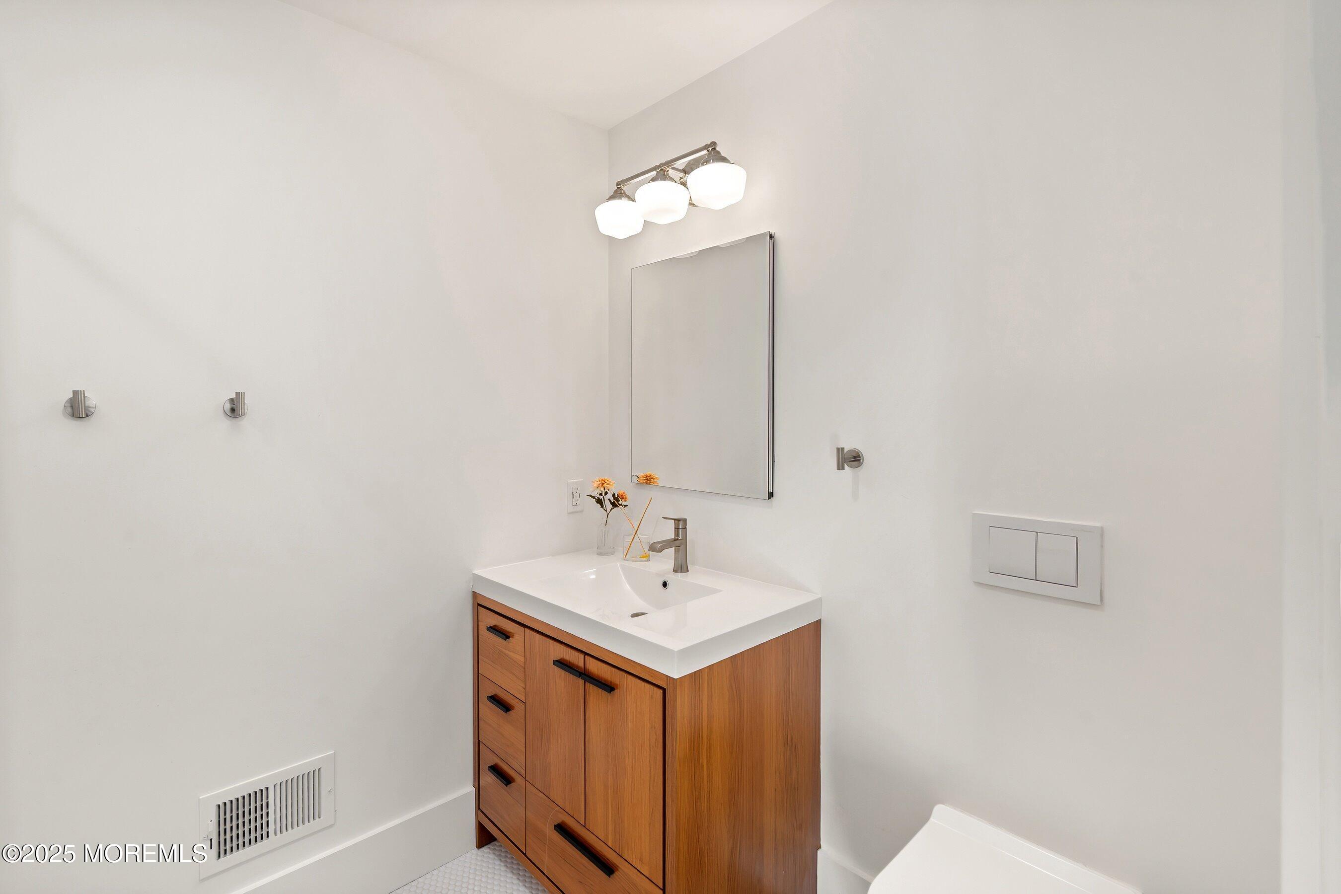 25 Portland Road Highlands, NJ 07732 - Photo 34 of 50 16-Bath 1A