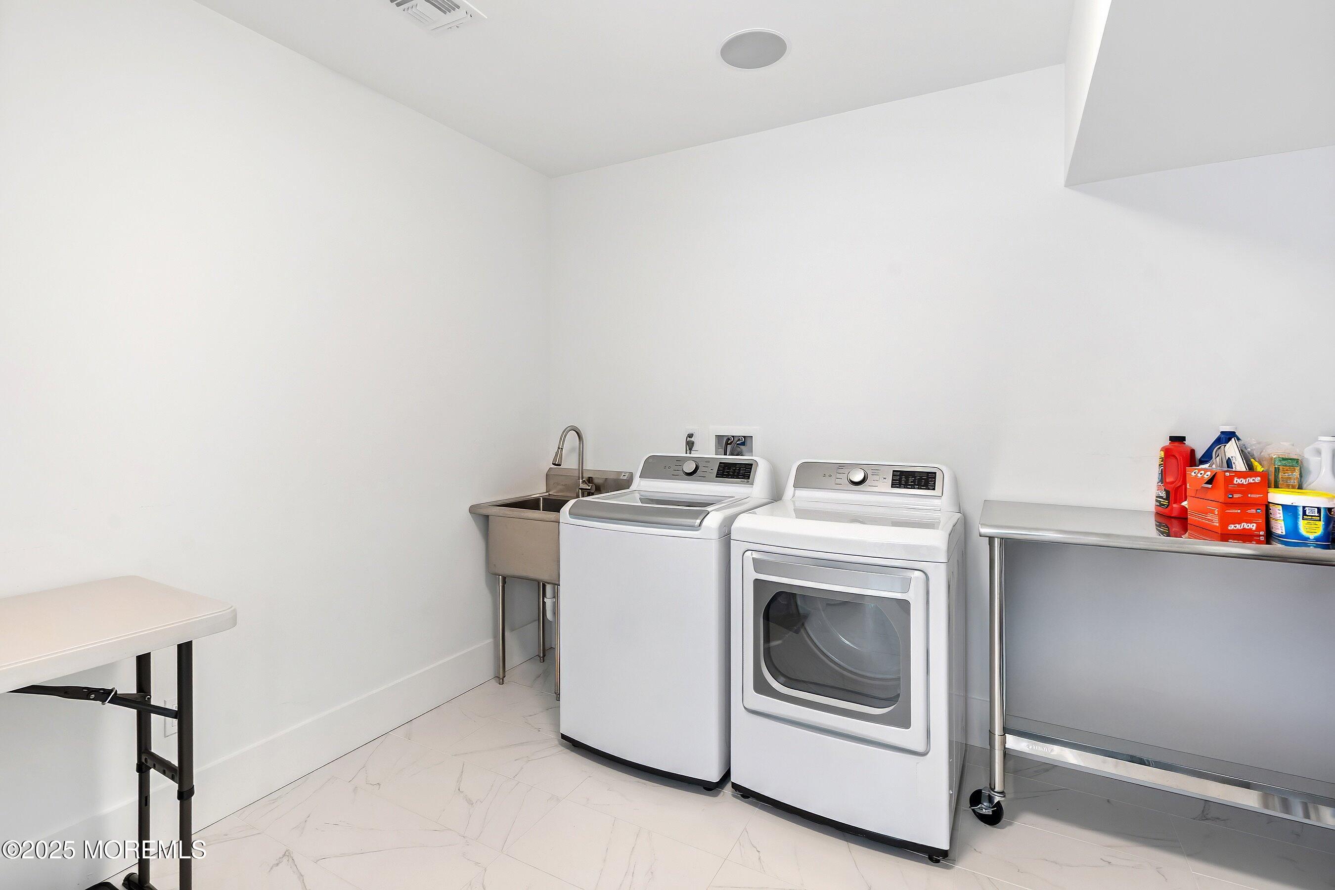 25 Portland Road Highlands, NJ 07732 - Photo 39 of 50 12-Laundry