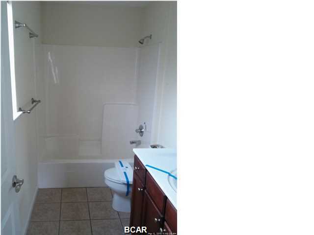 3201 Game Farm Road Springfield, FL 32405 - Photo 6 of 10 Gallery Image 6