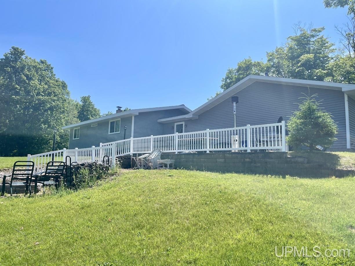7697 G Road Escanaba, MI 49829 - Photo 32 of 38