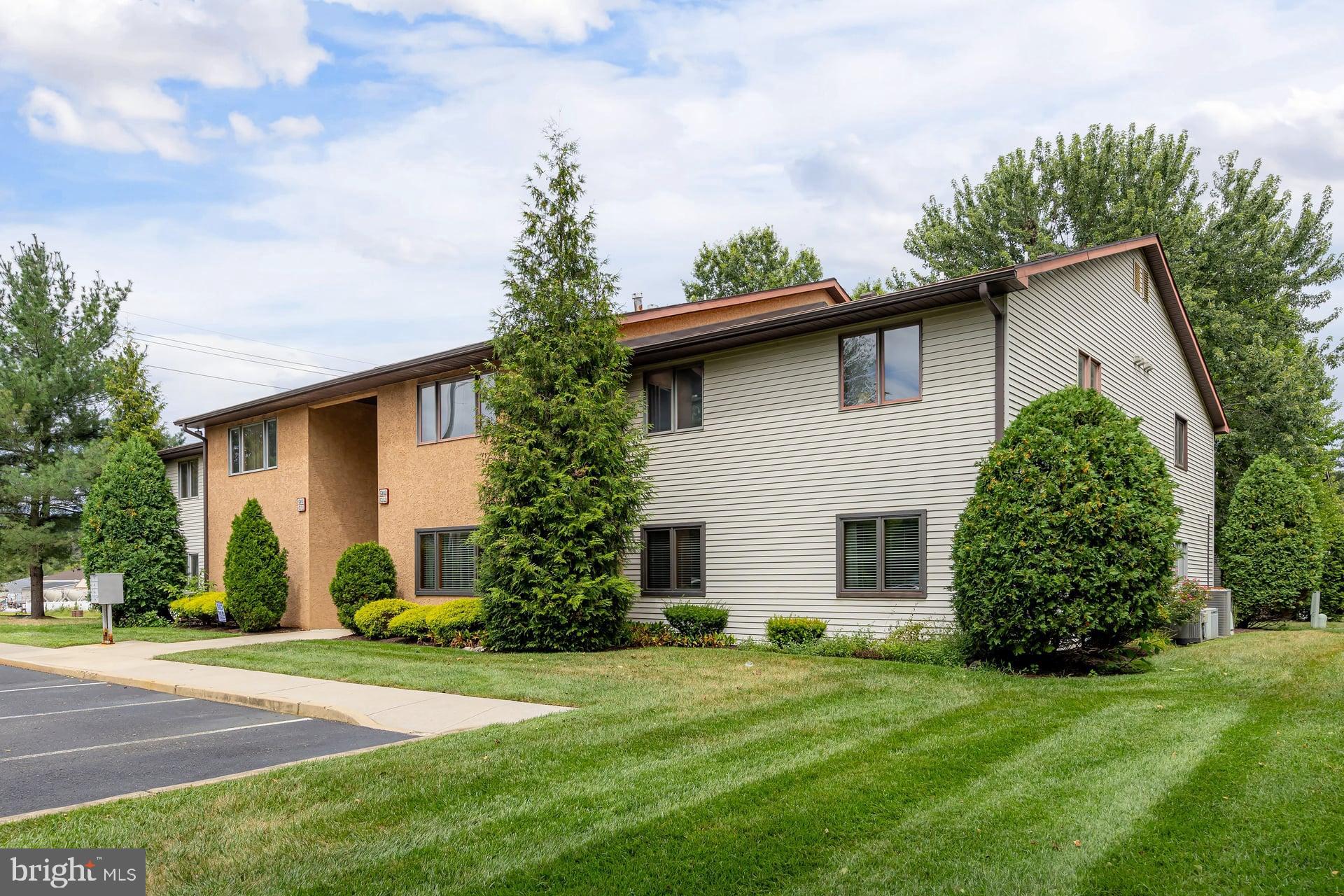 445 Locust Avenue, Unit 5102 Pitman, NJ 08071 - Photo 1 of 17 Gallery Image 1