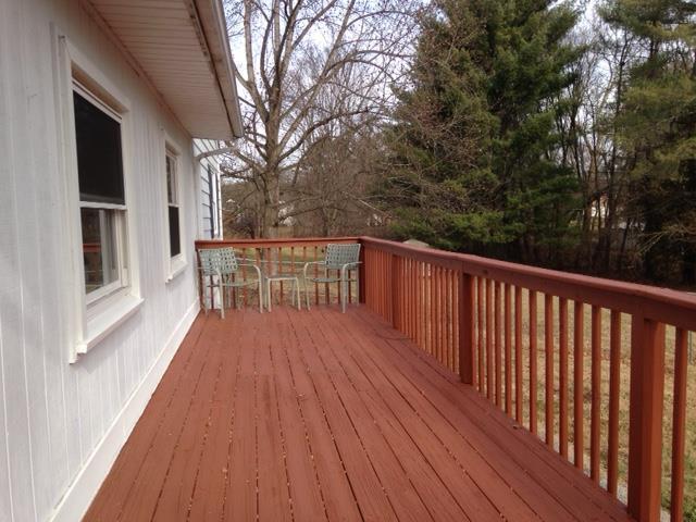 6807 Goff Road Roanoke, VA 24019 - Photo 22 of 23 Deck (left side)